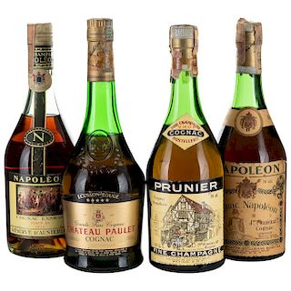 Cognac. a) Napoléon Exshaw. Réserve d' Austerlitz. Cognac. France. Piezas: 2. b) Prunier. V...