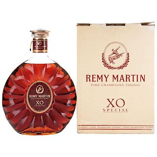 Rémy Martin Doble Mágnum. X.O. Special. Cognac. France.