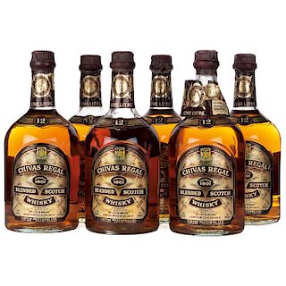 Chivas Regal. 12 años. Blended. Scotch whisky. Presentación de 1 litro. Piezas: 6.