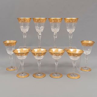 Lote de 17 copas. Siglo XX. Elaboradas en cristal. Consta de: 6 copas para vino tinto, 6 copas para vino blanco y 5 copas para coctel.