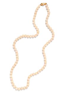 An 18 Karat Yellow Gold and Cultured Pearl Necklace,