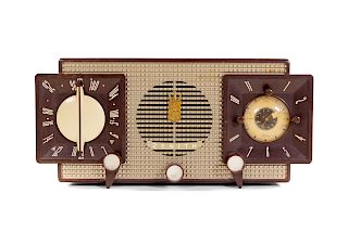 A Zenith Radio, Bakelite<br>Length 15 1/4 inches.