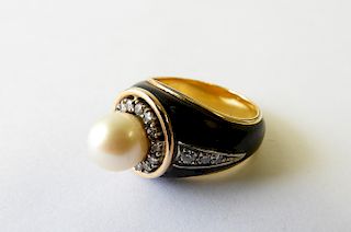Black Enamel and Pearl Cocktail Ring