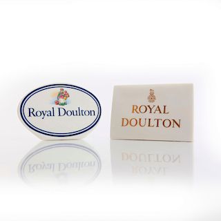 GROUP OF 2 ROYAL DOULTON TABLE TOP DISPLAY SIGNS