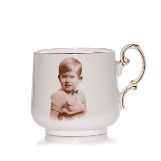 PARAGON SMALL SOUVENIR TEA CUP OF YOUNG PRINCE CHARLES