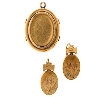 Locket and Earrings in 18 Karat Yellow Gold 