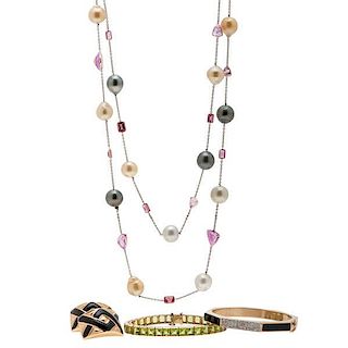 Bracelets, Earrings and Pearls in 14 Karat  