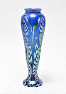 Donald Carlson Pulled-Feather Art Glass Vase