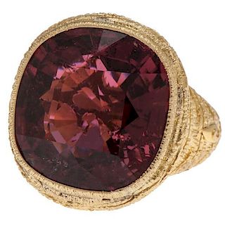 Pink Tourmaline Ring in 20 Karat Yellow Gold with Diamonds 