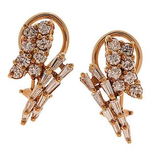 Earrings in 18 Karat Yellow Gold with 1.50 Carats Round and Baguette Diamonds 