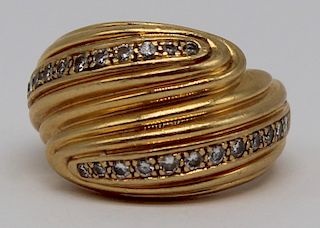JEWELRY. 18kt Gold and Diamond Ring.