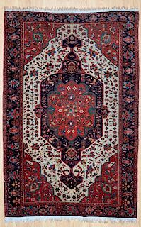 Ferahan Sarouk Wool Carpet