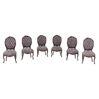 SET OF CHAIRS PRINCIPLES OF XX CENTURY. LUIS XV STYLE. Wooden structure with petit point style upholstery. Pieces: 7
