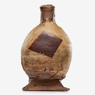 PETER VOULKOS Early bottle