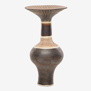 LUCIE RIE Fine large flaring vase