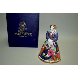 ROYAL WORCESTER PORCELAIN CATHERINE PARR CANDLE SNUFFER