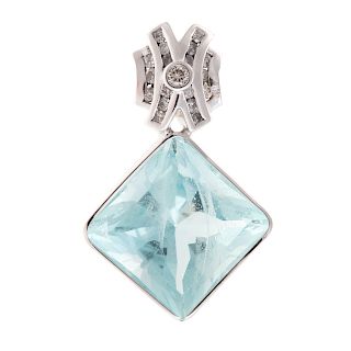 A Ladies Aquamarine & Diamond Pendant in 14K