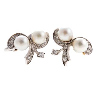 A Pair of Ladies Cultured Pearl & Diamond Earrings