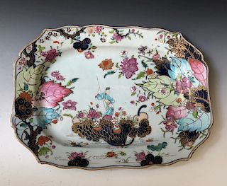 A CHINESE ANTIQUE PORCELAIN TOBACCO LEAF PATTERN PLATE, 18C 