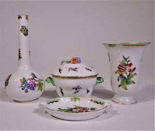 4 Queen Victoria Porcelain Herend Hungary Pieces