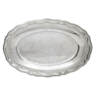 PLATE. MEXICO, 20TH CENTURY. Sterling 0.925 Silver, Brand: MACIEL. Oval design. 