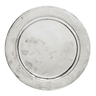 PLATE. MEXICO, 20TH CENTURY. Sterling 0.925 Silver, Brand: SANBORNS. Smooth circular design. 