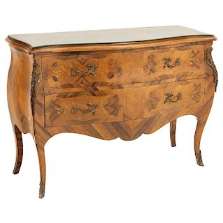 COMMODE. FRANCE, CIRCA 1900. Louise XV Style, Bombé style. Wood veneer and bronze details. 