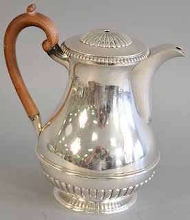 English silver teapot, no finial, ht. 8 1/4 in., 23.7 t.oz.