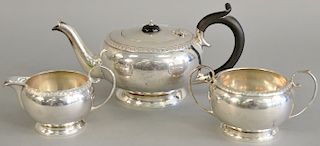 English silver three piece tea set with tea pot, sugar and creamer, tallest ht. 5 1/2 in., 29.3 t.oz.