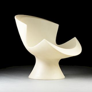 KARIM RASHID (EGYPTIAN b.1960) A MOLDED WHITE PLASTIC CHAIR, "Kite Chair," HOLLAND, CIRCA 2004,