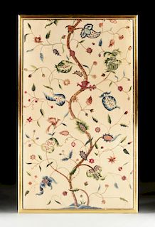 A LARGE ANTIQUE ENGLISH POLYCHROME WOOL EMBROIDERED CREWELWORK ON LINEN BED CURTAIN, LATE 17TH/EARLY 18TH CENTURY,