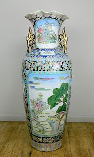 Large Chinese porcelain floor vase