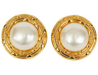 Chanel Gold Tone Vintage Faux Pearl Clip Earrings