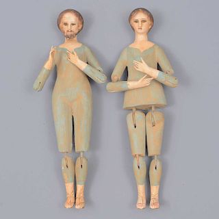 San José y la Virgen. Pricipios del Siglo XX. En talla de madera. Articulados de las piernas y brazos. Para ser vestidos 27 x 11 x 5 cm
