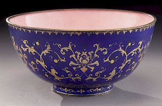 Chinese Qianlong enamel over bronze large bowl,