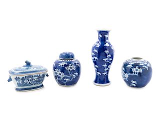 Four Chinese Blue and White Porcelain Wares
Tallest: height 10 in., 25 cm. 