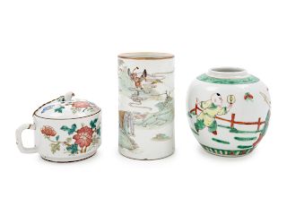 Three Chinese Famille Rose Porcelain Articles
Tallest: height 4 3/4 in., 12 cm. 