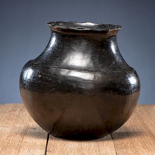 Sara Fina Tafoya (Santa Clara, 1863-1949), Attributed Blackware Pottery Vase