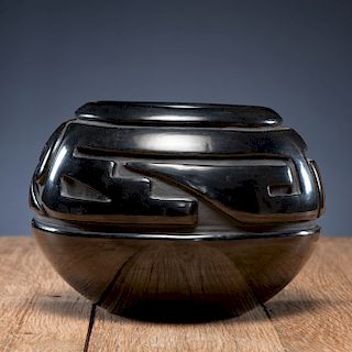 Margaret Tafoya (Santa Clara, 1904-2001) Pottery Bowl