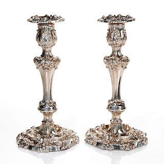 PAIR OF GEORGE IV STERLING SILVER CANDLESTICKS