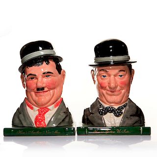 2 ROYAL DOULTON LAUREL & HARDY LIMITED EDITION BOOKENDS