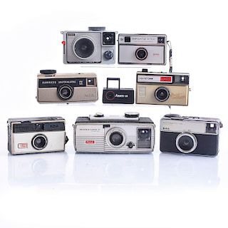 GROUP OF 8 VINTAGE QUIRKY INSTAMATIC CAMERAS