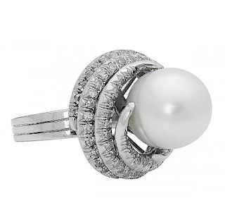 14K White Gold Diamond and Pearl Cocktail Ring