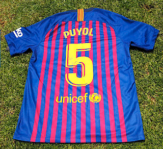 Camiseta del Barca firmada por Carles Puyol
