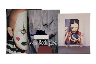 Libros sobre Obra de Rosario Guajardo, Rosario Guajardo: El Lenguaje de la Abstracción. Ejemplares firmados por artista... Piezas: 2.