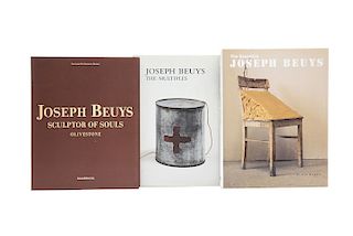 Libros sobre Joseph Beuys. Joseph Beuys: The Multiples / The Essential: Joseph Bueys / Joseph Bueys: Sculptor of Souls... Piezas: 3.