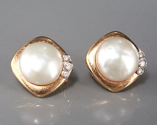 14k gold and pearl earrings