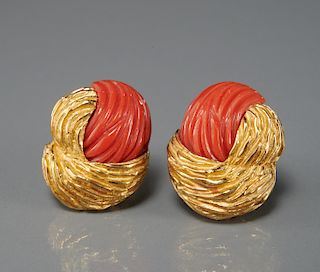 18k gold and coral earrings