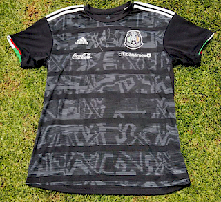 Camiseta de México firmada por Jonathan Dos Santos