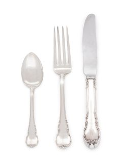 An American Silver Partial Flatware Service
Lunt Silversmiths, Greenfield, CT, 20th Century
in the Modern Victorian pattern, comprising:10 dinner kniv